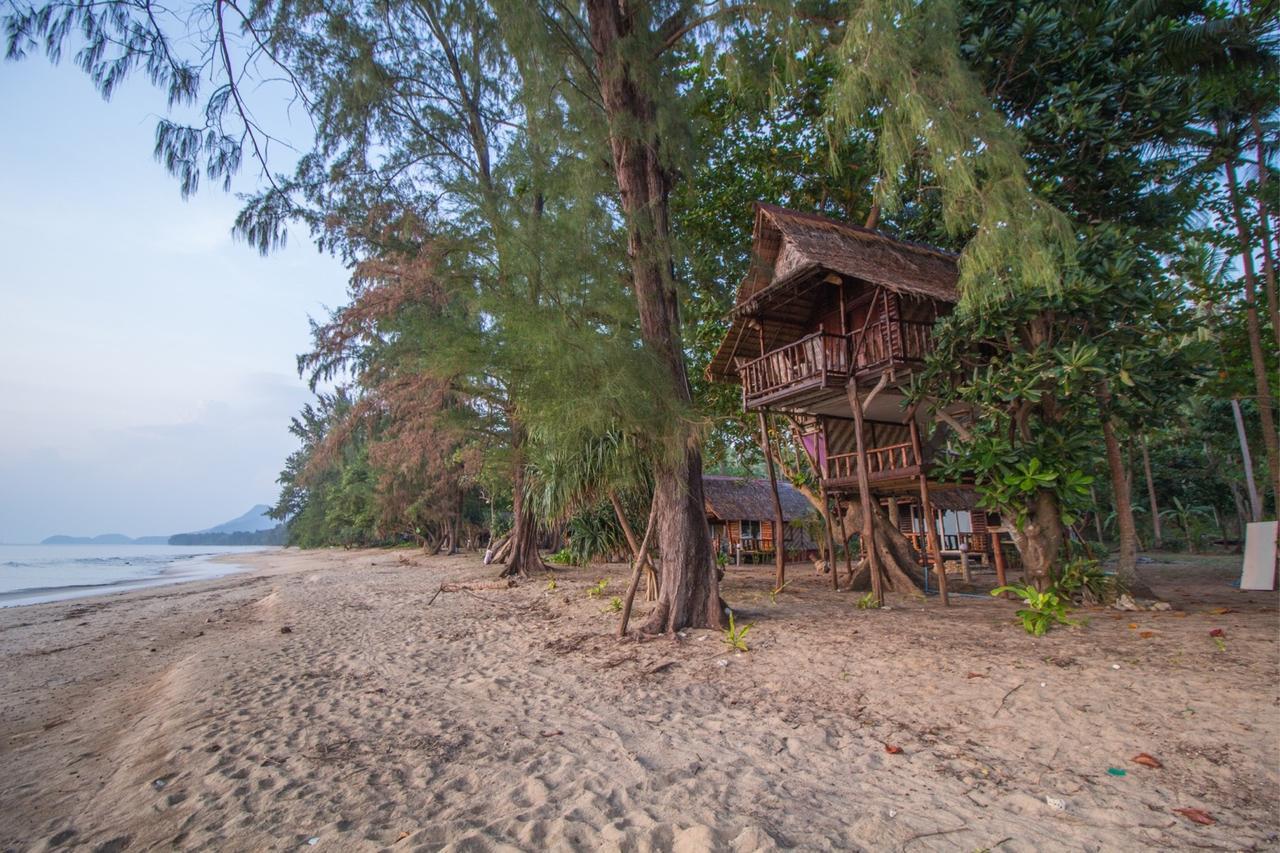 Kohjum Freedom Resort Koh Jum Eksteriør billede