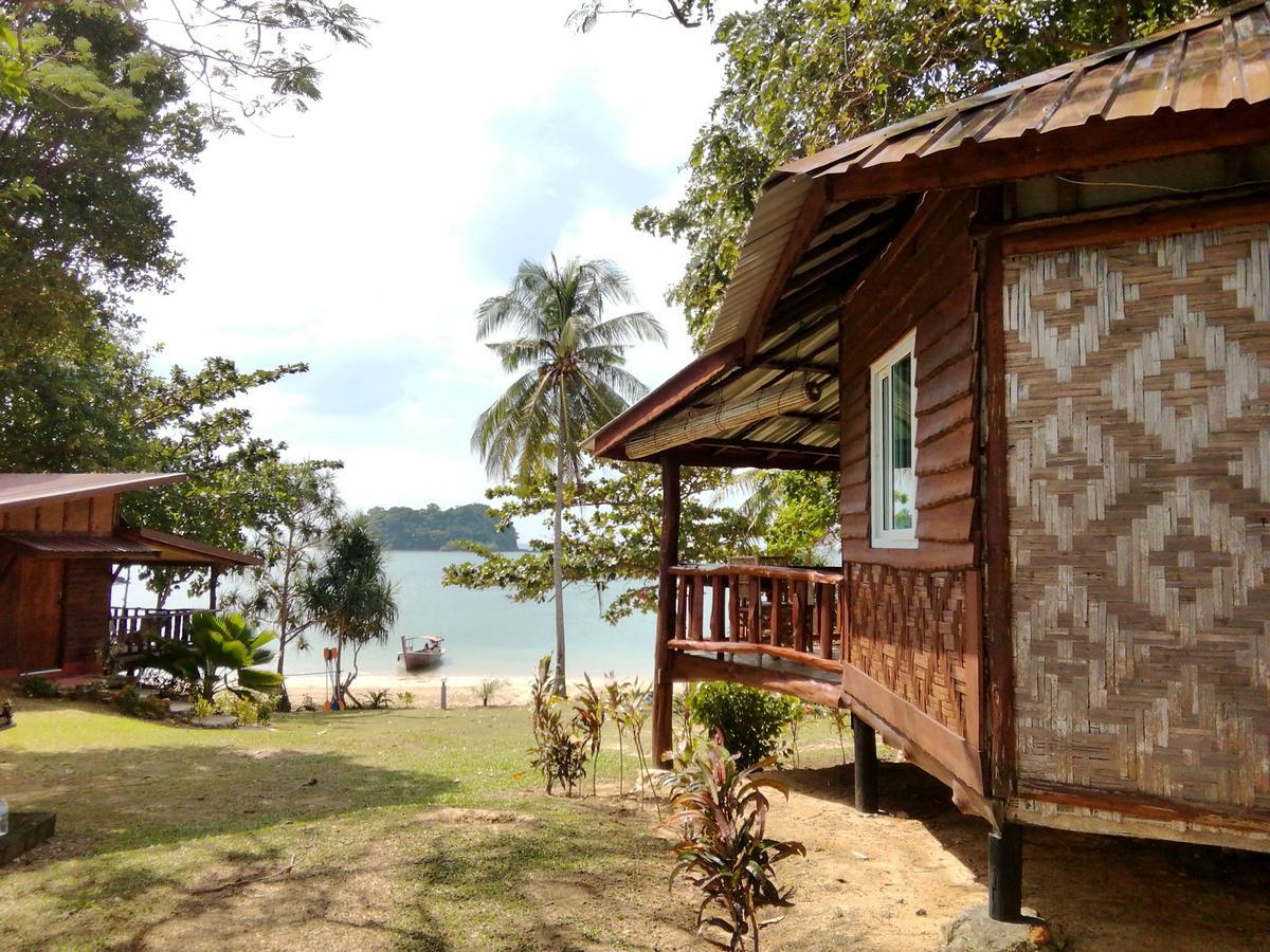 Kohjum Freedom Resort Koh Jum Eksteriør billede